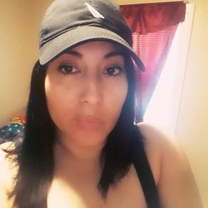 Meet your Posher, Lauara